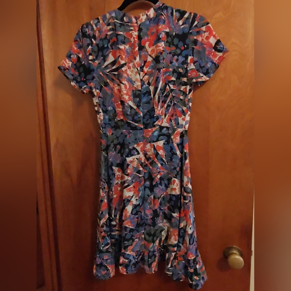 Short-sleeved floral dress by Aqua. XS. - Picture 6 of 7